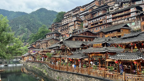 TOUR DU LỊCH ĐƯỜNG BỘ TRUNG QUỐC GIÁ RẺ NHẤT THỊ TRƯỜNG TOUR 3 NGÀY 3 ĐÊM TỪ HÀ NỘI – HÀ KHẨU - BÌNH BIÊN – MÔNG TỰ- KIẾN THUỶ -MIÊU TRẠI TÍCH THỦY- THÀNH CỔ KIẾN THỦY KHỞI HÀNH HÀNG TUẦN THỨ 3,4,6